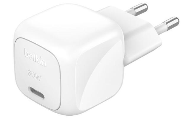 Belkin BoostCharge Compact 30W USB-C PD Fast Charging AC Charger for All iPhone 16 and iPhone 15 Models Samsung Galaxy S25, iPad, AirPods, and More - White